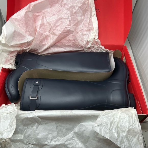 HUNTER Navy Original Tall Rainboots Size 8 &10 Available Brand New - Picture 2 of 8